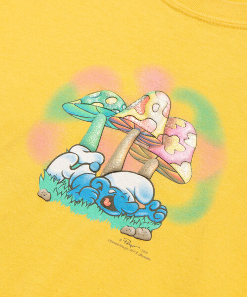 Alternative view of vintage-smurf-mushroom-tee