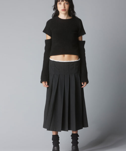 Alternative view of cye-sweater-black