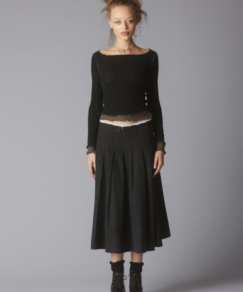 Alternative view of plie-top