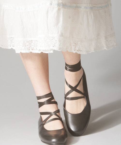 Alternative view of Pavlova Flats