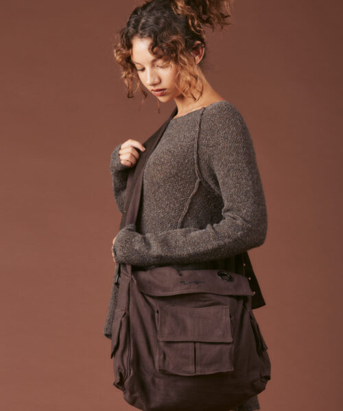 Alternative view of raider-bag