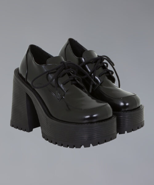 Alternative view of Des Shoe